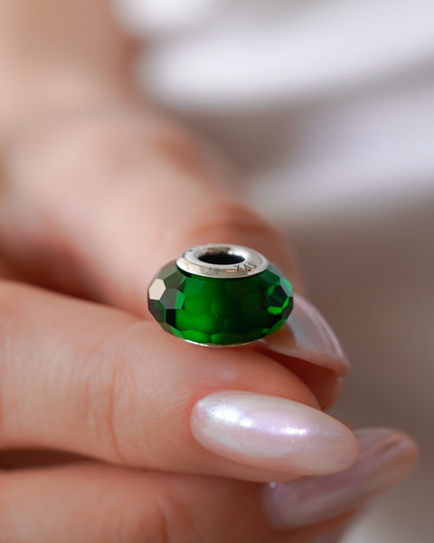 CHARMS LUXURY EMERALD CIRCLE